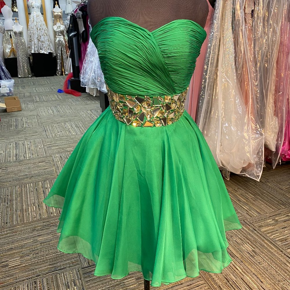 GREEN SHORT STYLE DRESS